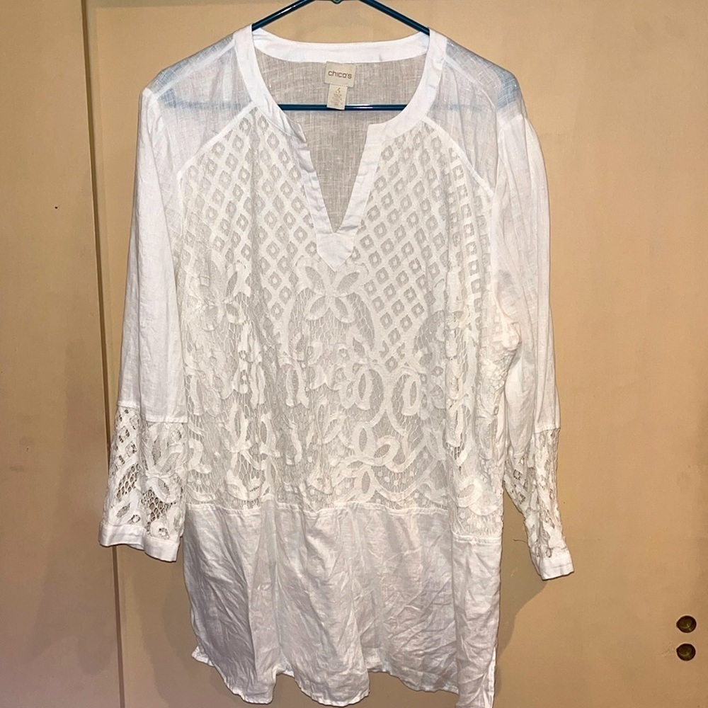Chicos ladies size 3 linen combo top / lace